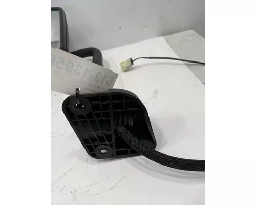 INTERNATIONAL 4400 Mirror (Side View)