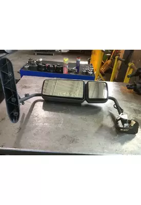 INTERNATIONAL 4400 Mirror (Side View)