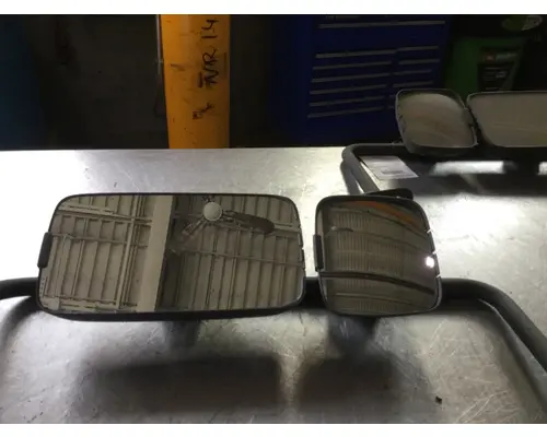 INTERNATIONAL 4400 Mirror (Side View)