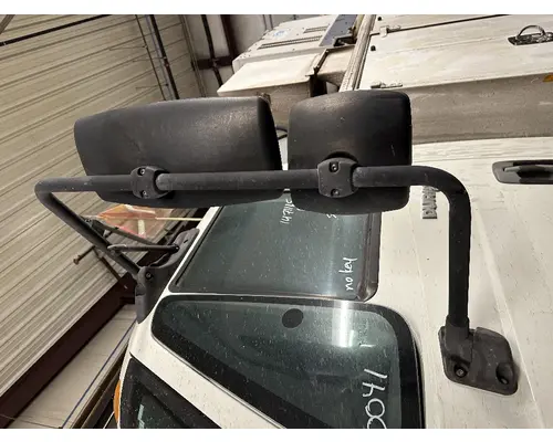INTERNATIONAL 4400 Mirror (Side View)