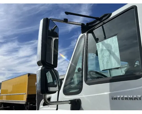 INTERNATIONAL 4400 Mirror (Side View)