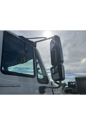 INTERNATIONAL 4400 Mirror (Side View)