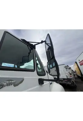 INTERNATIONAL 4400 Mirror (Side View)