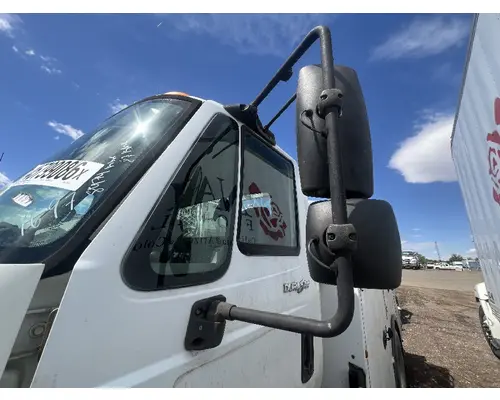 INTERNATIONAL 4400 Mirror (Side View)