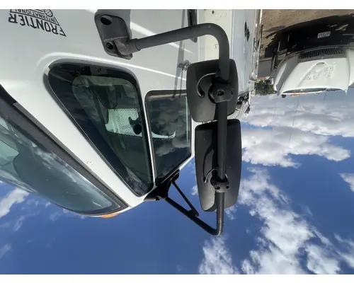 INTERNATIONAL 4400 Mirror (Side View)