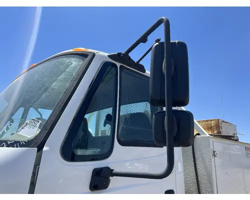 INTERNATIONAL 4400 Mirror (Side View)