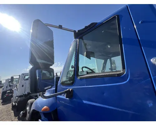 INTERNATIONAL 4400 Mirror (Side View)