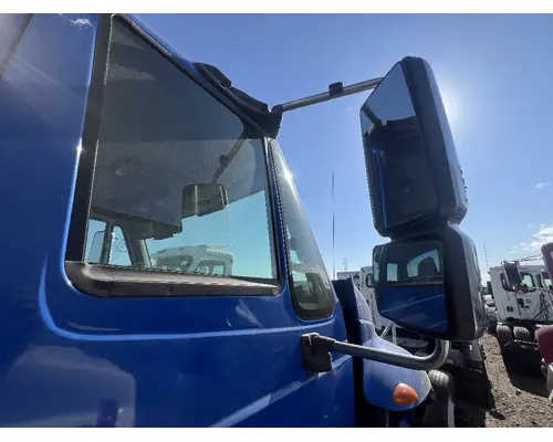 INTERNATIONAL 4400 Mirror (Side View)
