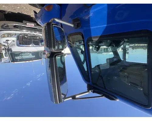 INTERNATIONAL 4400 Mirror (Side View)