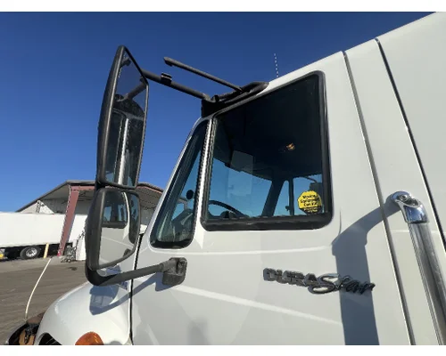 INTERNATIONAL 4400 Mirror (Side View)