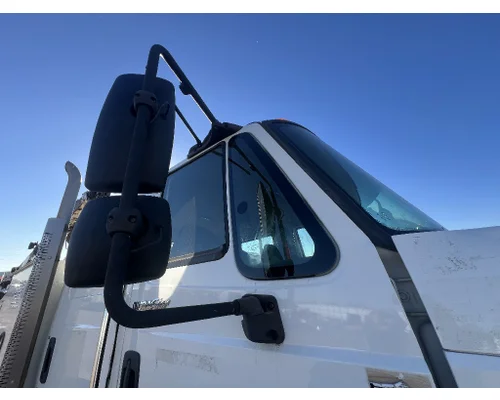 INTERNATIONAL 4400 Mirror (Side View)