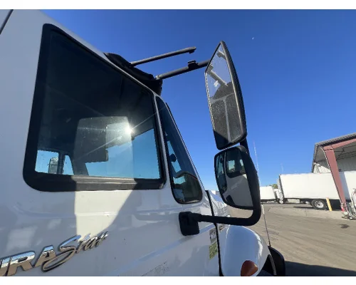 INTERNATIONAL 4400 Mirror (Side View)