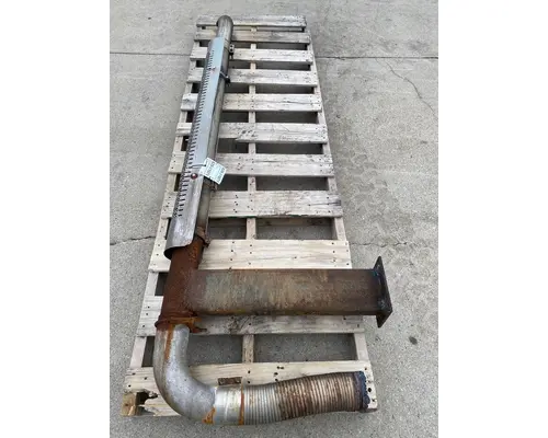 INTERNATIONAL 4400 Muffler