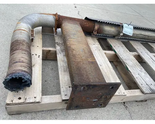 INTERNATIONAL 4400 Muffler