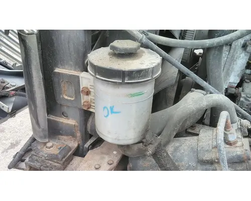 INTERNATIONAL 4400 POWER STEERING RESERVOIR