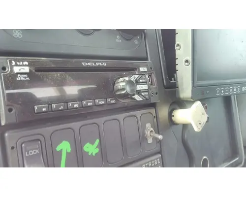INTERNATIONAL 4400 RADIO AMFMBLUETOOTH