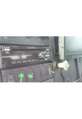 INTERNATIONAL 4400 RADIO AM/FM/BLUETOOTH