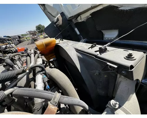 INTERNATIONAL 4400 Radiator Shroud