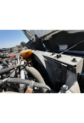 INTERNATIONAL 4400 Radiator