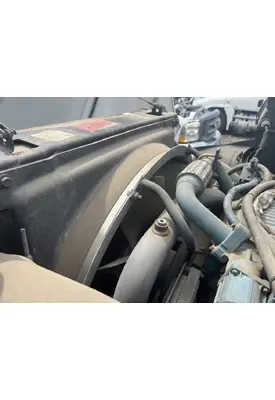 INTERNATIONAL 4400 Radiator