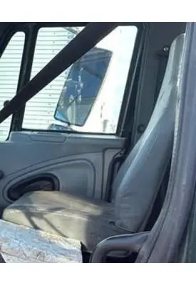 INTERNATIONAL 4400 SEAT, FRONT