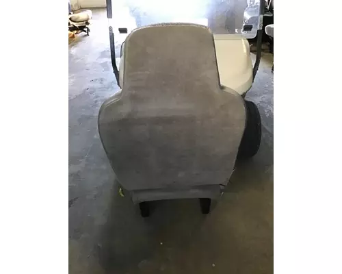 INTERNATIONAL 4400 SEAT, FRONT