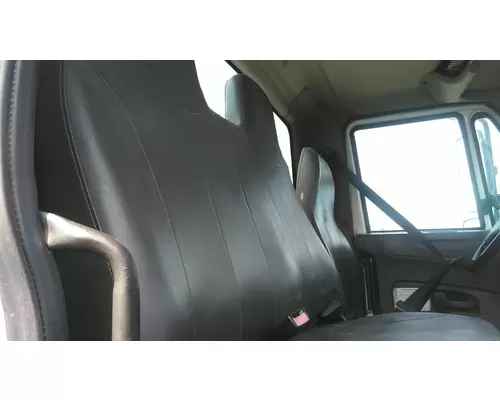 INTERNATIONAL 4400 SEAT, FRONT