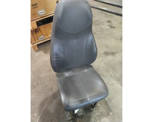 INTERNATIONAL 4400 SEAT, FRONT