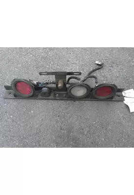 INTERNATIONAL 4400 STOP TURN TAIL LAMP