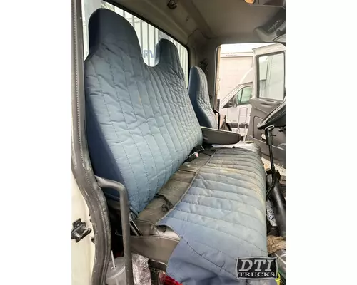 INTERNATIONAL 4400 Seat, Front