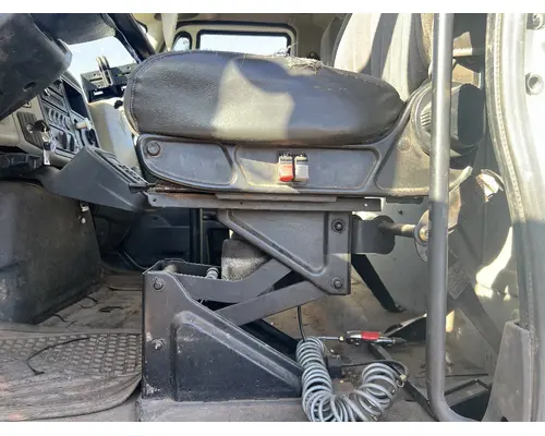 INTERNATIONAL 4400 Seat, Front