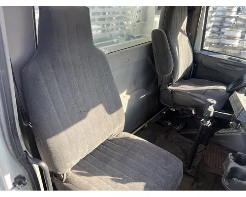 INTERNATIONAL 4400 Seat, Front