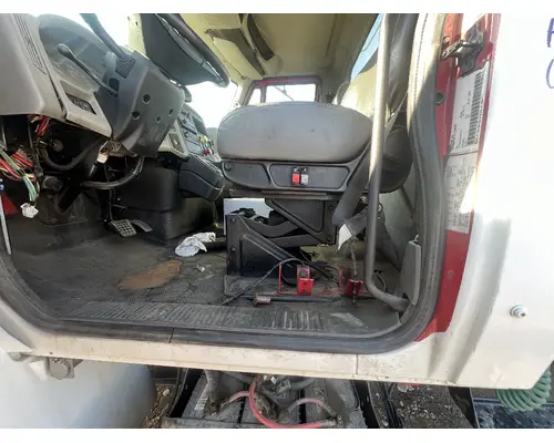 INTERNATIONAL 4400 Seat, Front