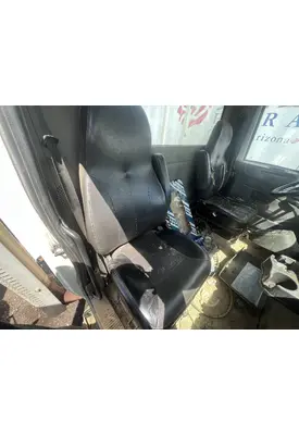 INTERNATIONAL 4400 Seat, Front