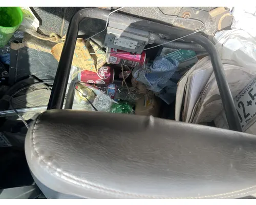 INTERNATIONAL 4400 Seat, Front