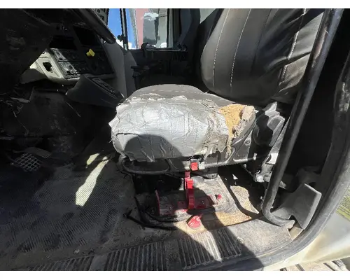 INTERNATIONAL 4400 Seat, Front