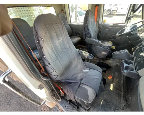 INTERNATIONAL 4400 Seat, Front