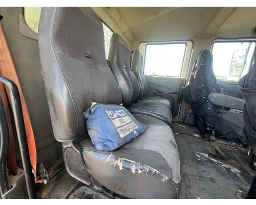 INTERNATIONAL 4400 Seat, Front