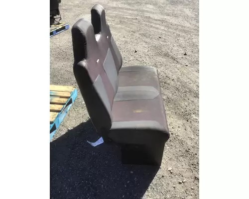INTERNATIONAL 4400 Seat