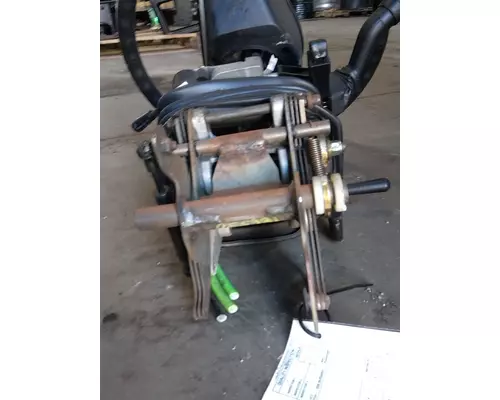 INTERNATIONAL 4400 Steering Column