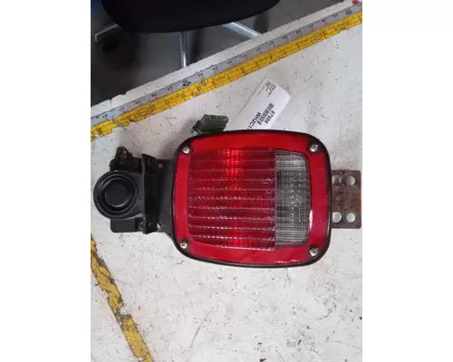 INTERNATIONAL 4400 Tail Lamp