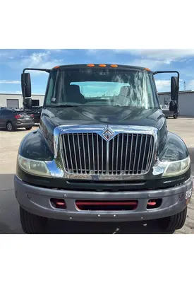 INTERNATIONAL 4400 WHOLE TRUCK FOR RESALE