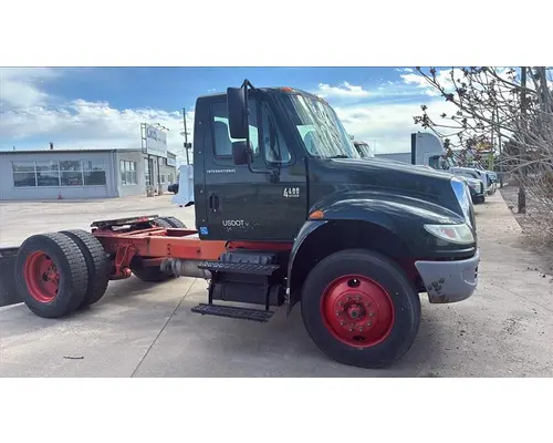 INTERNATIONAL 4400 WHOLE TRUCK FOR RESALE