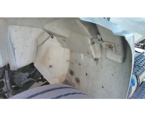 INTERNATIONAL 4400 WHOLE TRUCK FOR RESALE