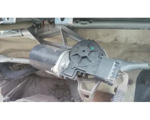 INTERNATIONAL 4400 WINDSHIELD WIPER ASSEMBLY
