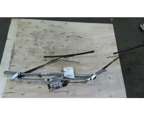 INTERNATIONAL 4400 WINDSHIELD WIPER ASSEMBLY