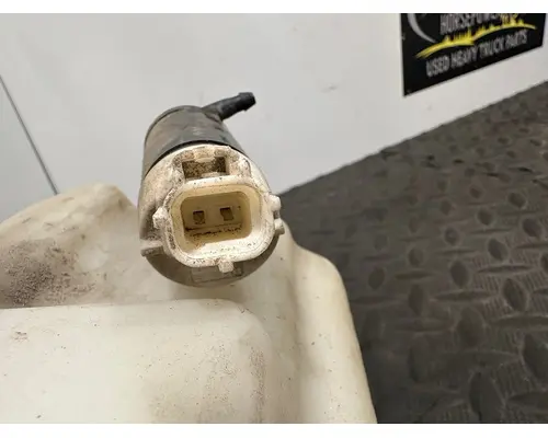 INTERNATIONAL 4400 Windshield Washer Reservoir