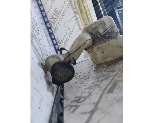 INTERNATIONAL 4400 Windshield Washer Reservoir