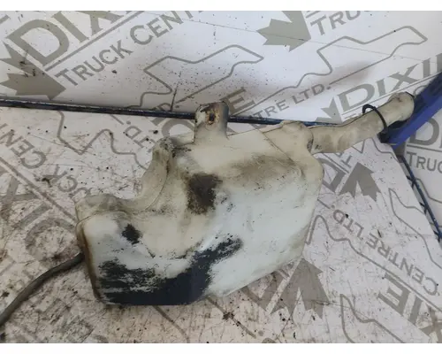 INTERNATIONAL 4400 Windshield Washer Reservoir