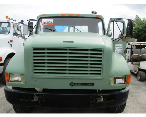 INTERNATIONAL 4600 1990-2002 HOOD